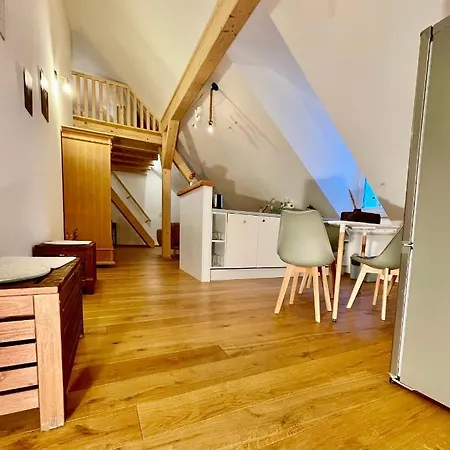 Apartment Destino In Der Ehemaligen Waage Der Roomerie *